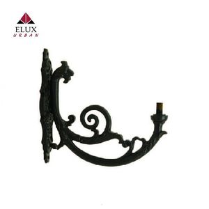 cast iron street light bracket 1