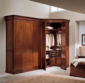corner wardrobe