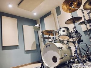 wall sound-absorbing panel