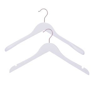 matte lacquered wood coat hanger