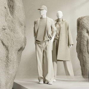 female display mannequin