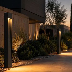 garden bollard light