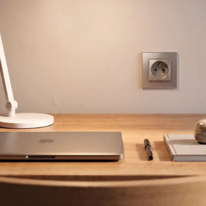 power socket 1