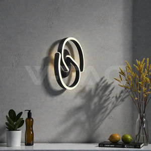 contemporary wall light 1