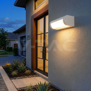 contemporary wall light 1
