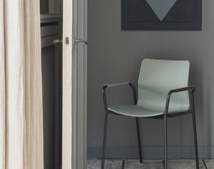 contemporary visitor chair 1