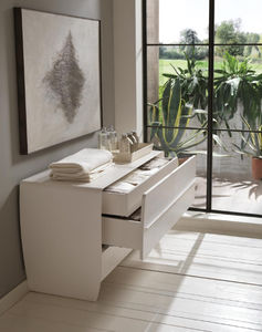 contemporary chest of drawers