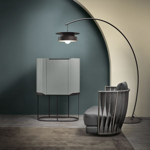 floor-standing lamp