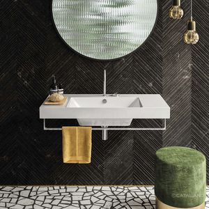 wall-mounted washbasin