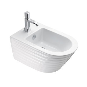 wall-hung bidet