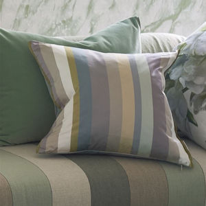 square cushion