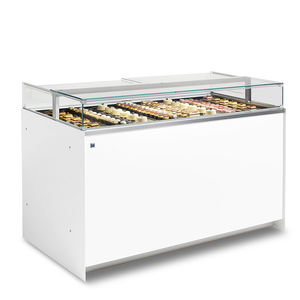 counter refrigerated display case