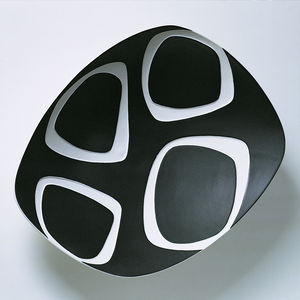 porcelain centerpiece