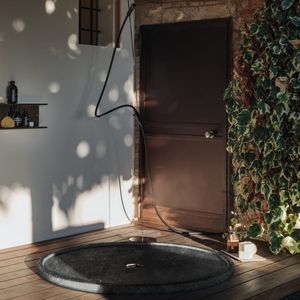 foot outdoor shower