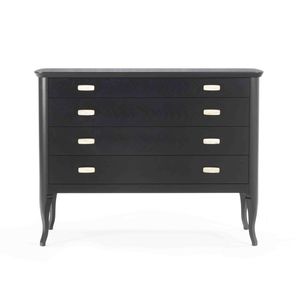 traditional chest of drawers