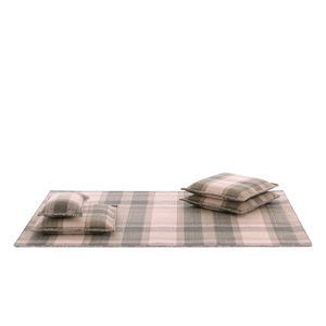 traditional rug 1