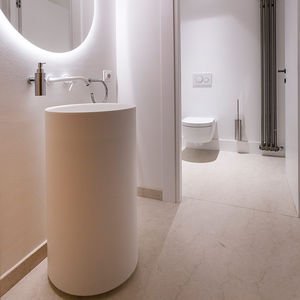 free-standing washbasin / round / lacquered wood / contemporary