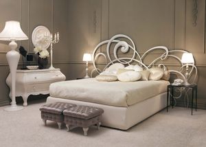 double bed / New Baroque design / wrought iron
