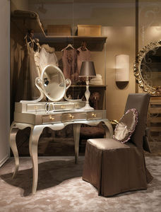 classic dressing table