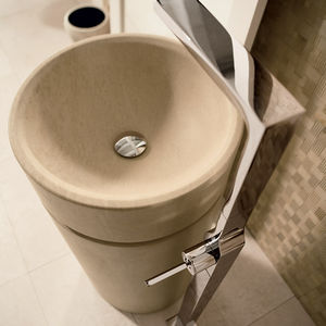free-standing hand basin