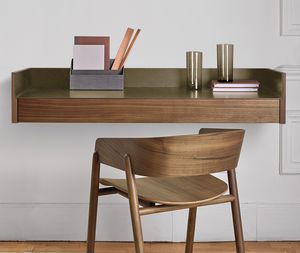 wall-mounted desk