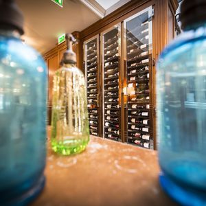 restaurant wine cabinet