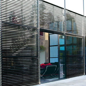 Venetian blinds
