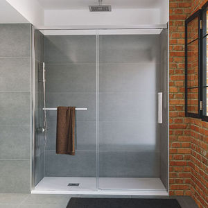 sliding shower screen