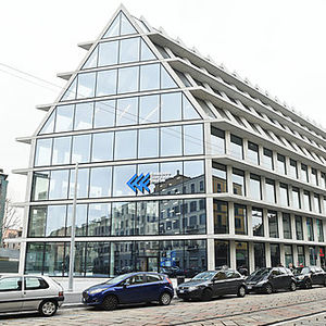 sound-absorbing glass panel