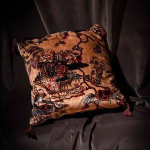 square cushion