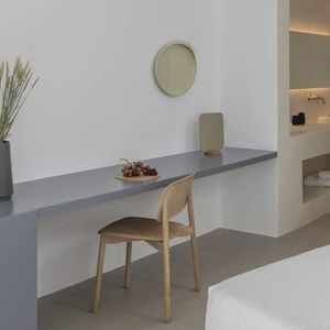 contemporary wall light