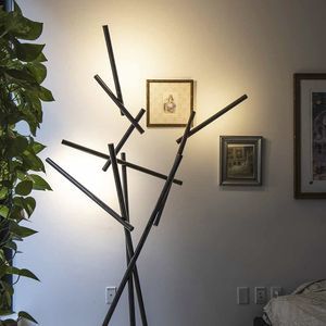 floor-standing lamp
