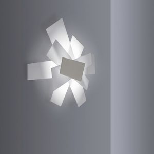 contemporary wall light 1