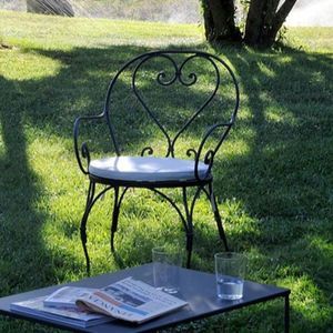 contemporary garden chair