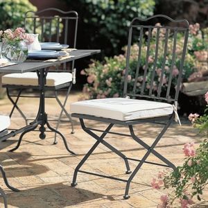 traditional garden chair 1