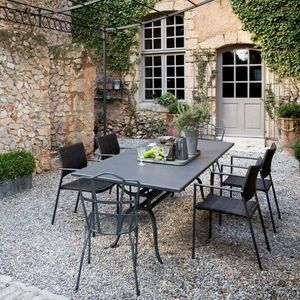 traditional table 1