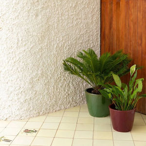 porcelain stoneware plant pot