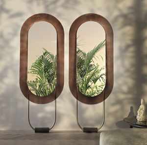 free-standing mirror