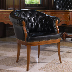 Chesterfield visitor armchair