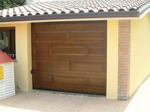 sectional garage door