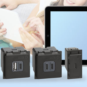 Bticino - Light Now stopcontact met geïntegreerde USB-lader zwart