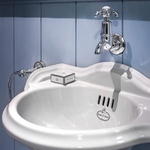 wall-mounted mixer tap 1