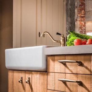 single-bowl kitchen sink 1