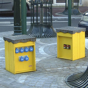 electrical distribution bollard