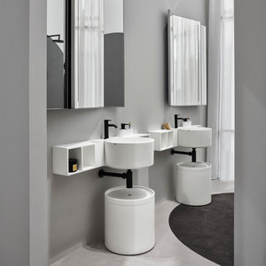 wall-mounted washbasin