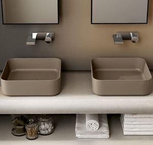 double washbasin