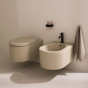 wall-hung bidet 1