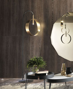 floor-standing lamp