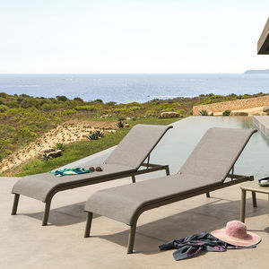 contemporary sun lounger 1