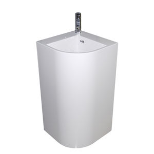 free-standing washbasin